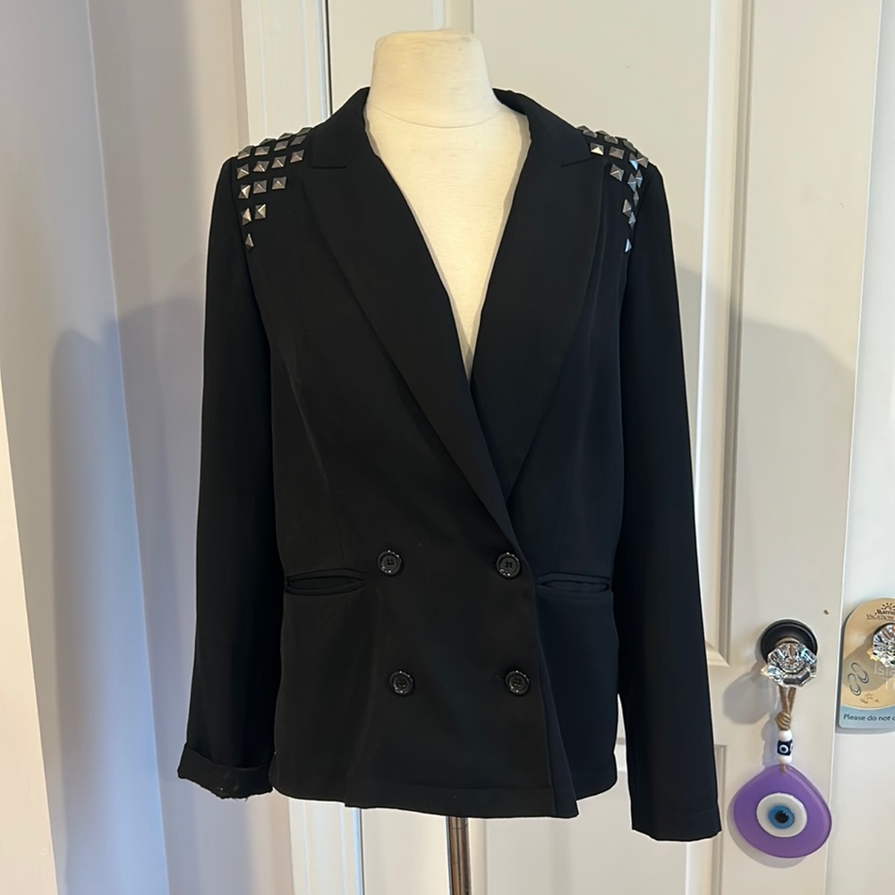 Silence + Noise blazer in great condition